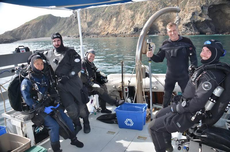 ODA Volunteer Dive Crew geared-up and ready to dive to remove ocean debris