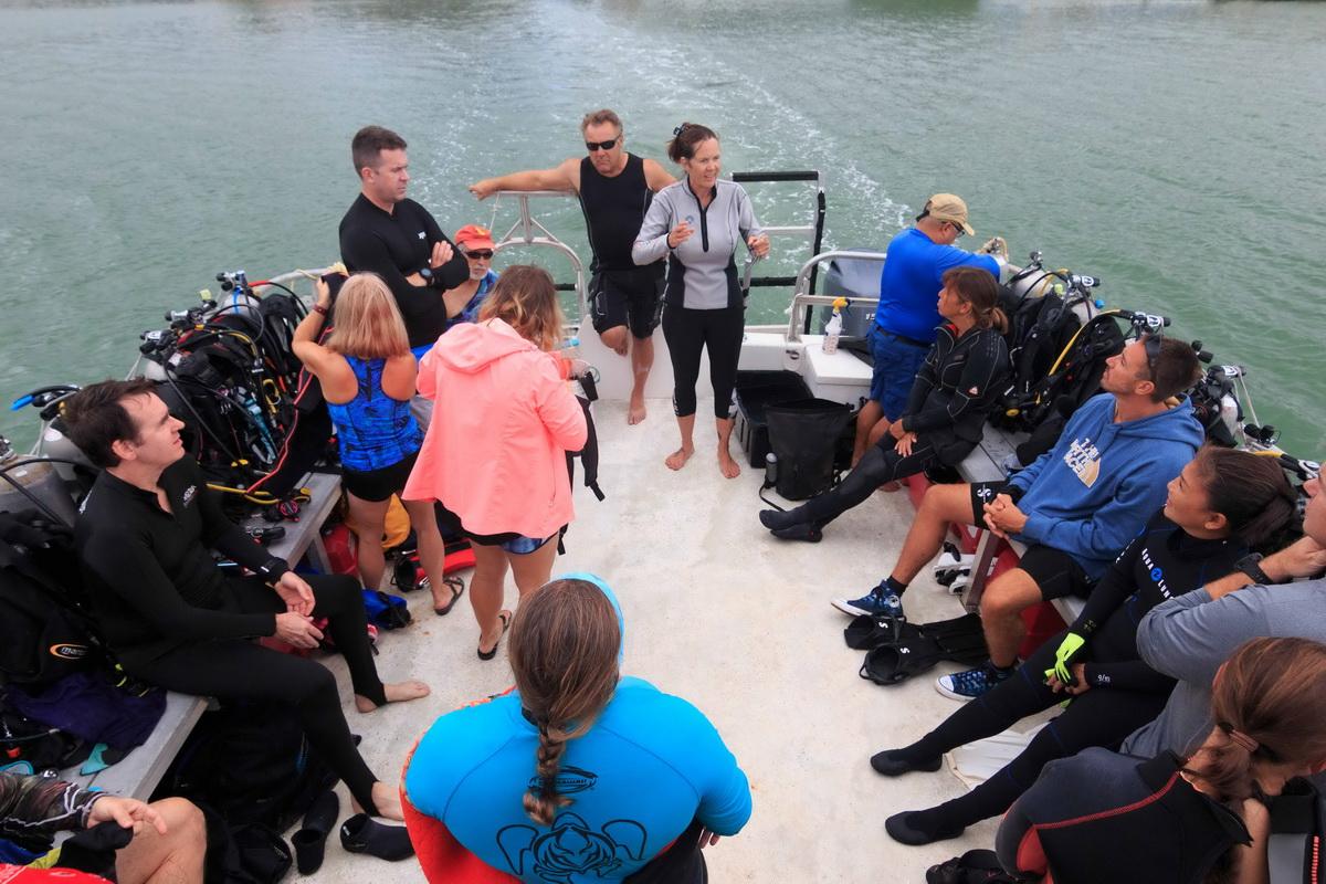 Island Divers Instructor Mary gives crew briefing