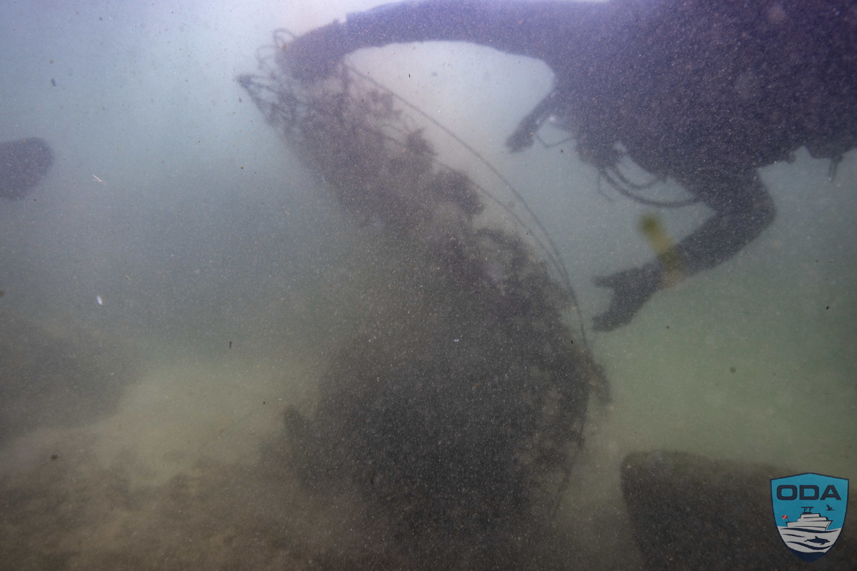 ODA Diver retrieves hazardous net