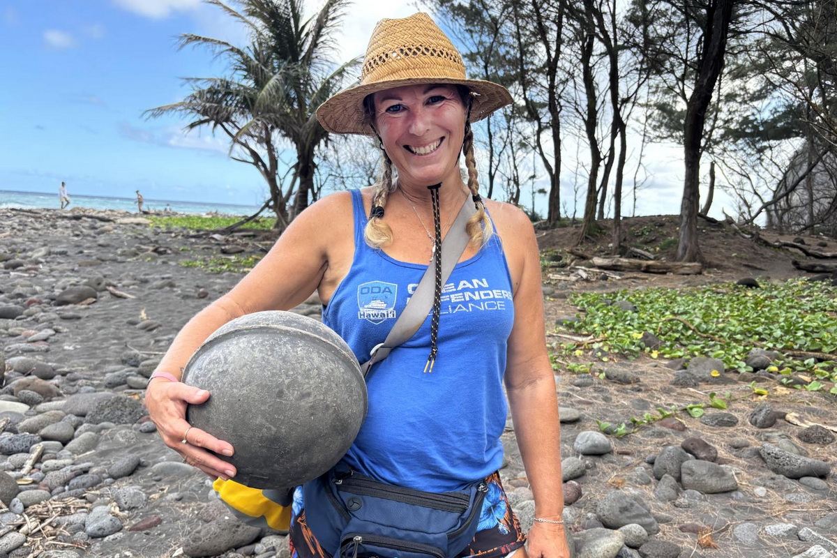 Marjorie at Pololu Valley