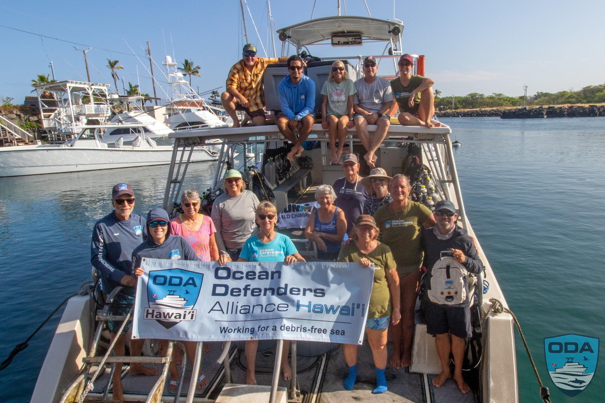 ODA Volunteer marine debris cleanup Crew before departure