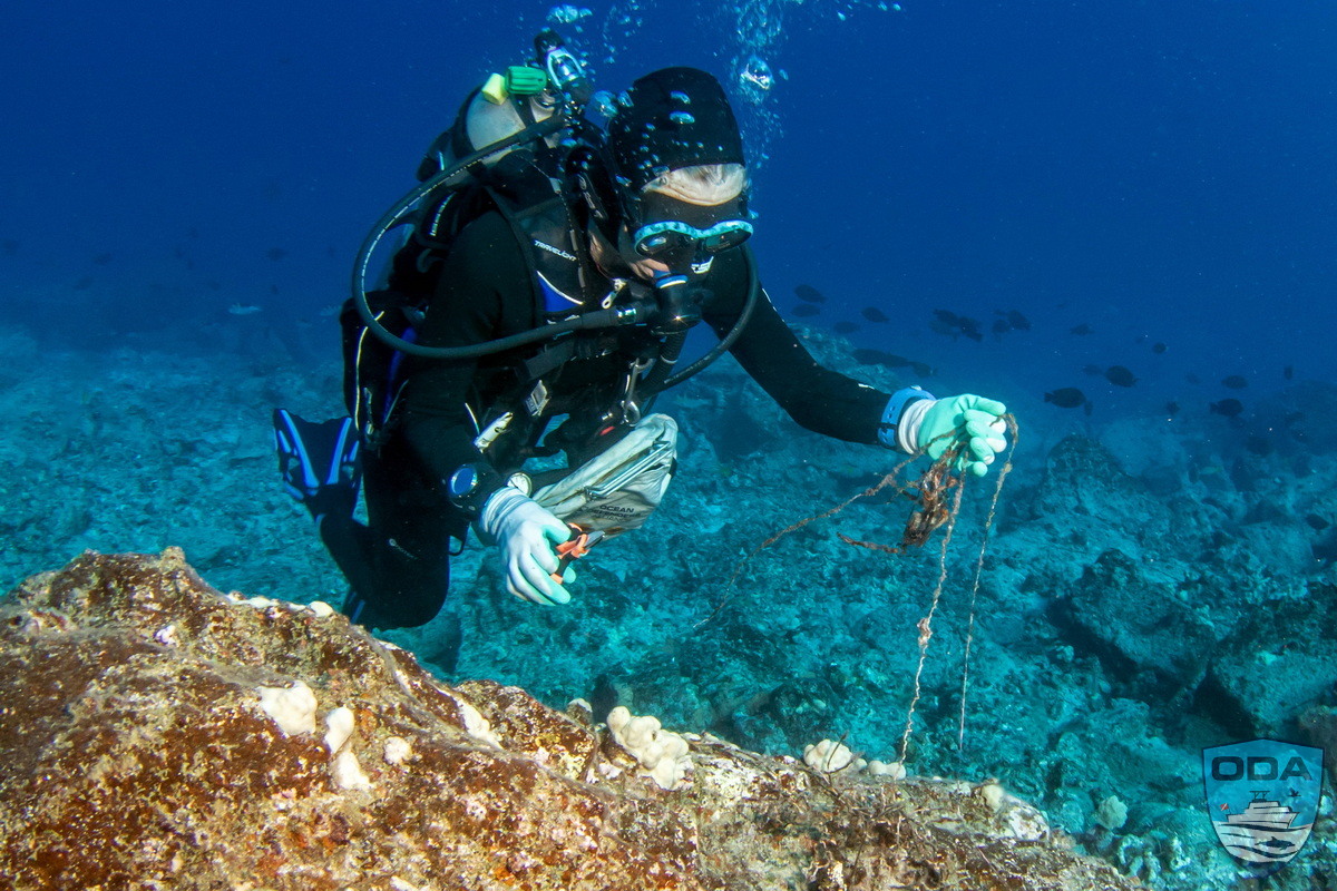 ODA SCUBA Divers removing derelict fishing equipment