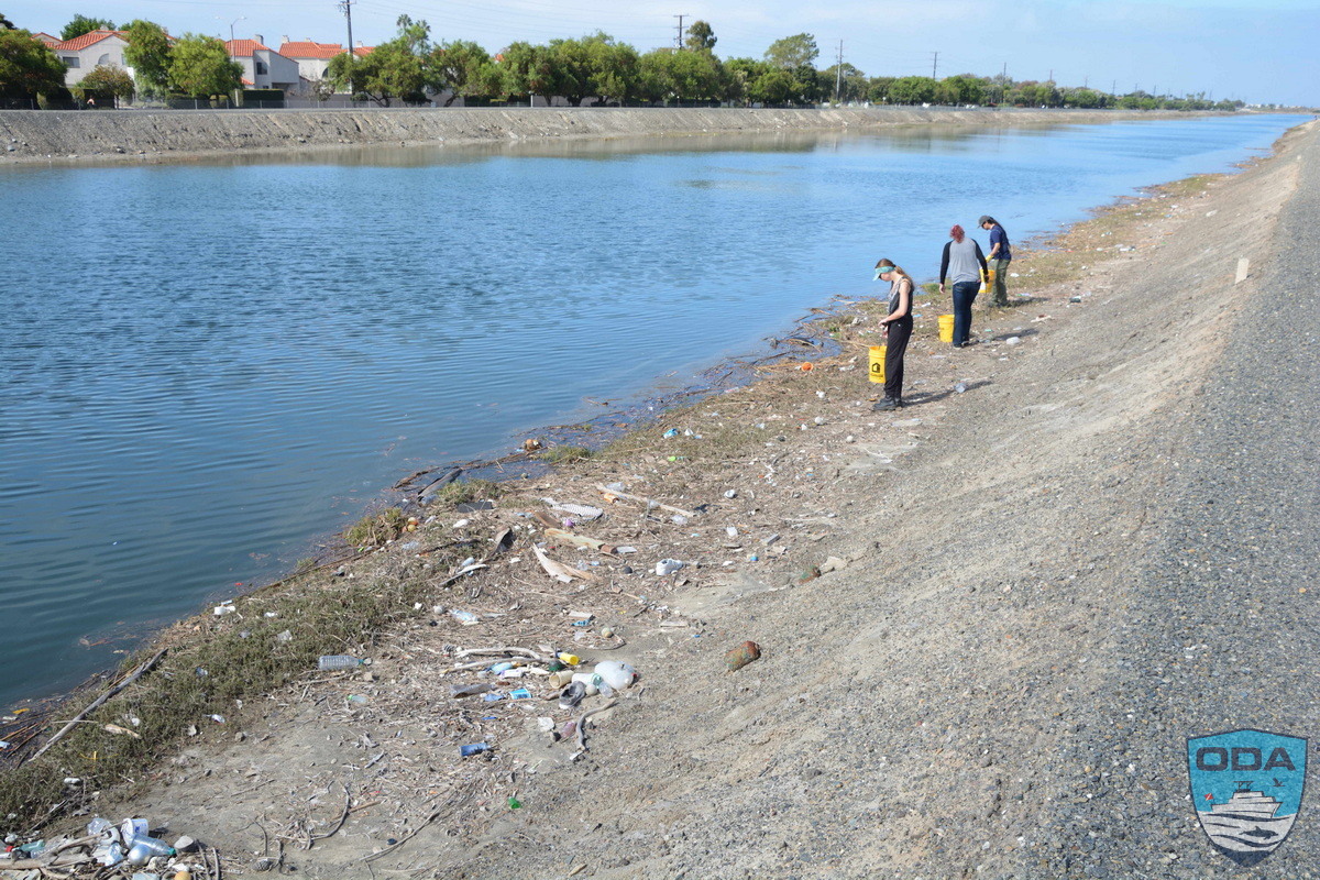 ODA volunteers collecting and removing rubbish